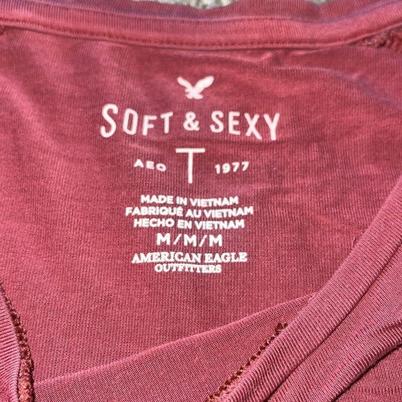 Tee - Picture 2 of 3